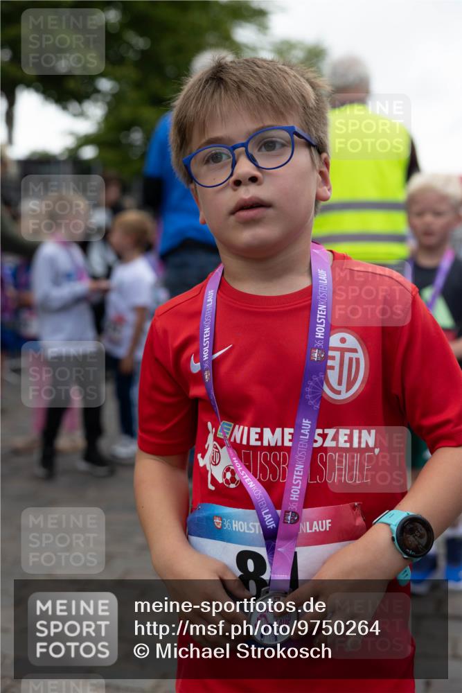 12.06.2026 - Holstenköstenlauf Michael Strokosch http://msf.ph/oto/9750264 12.06.2026 15:38:04 Laufen 36, 36, 36, 36, 36, 8 meine-sportfotos.de