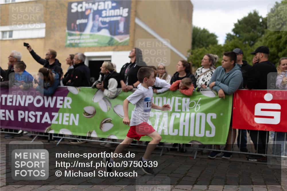 12.06.2026 - Holstenköstenlauf Michael Strokosch http://msf.ph/oto/9750339 12.06.2026 16:06:57 Laufen 11 meine-sportfotos.de
