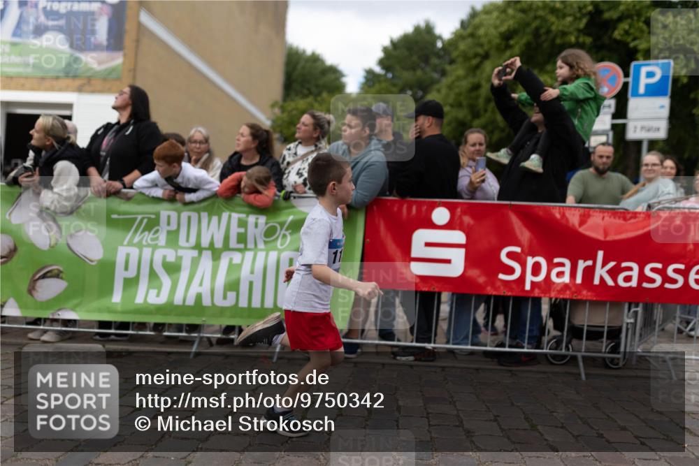 12.06.2026 - Holstenköstenlauf Michael Strokosch http://msf.ph/oto/9750342 12.06.2026 16:06:57 Laufen 26, 2 meine-sportfotos.de