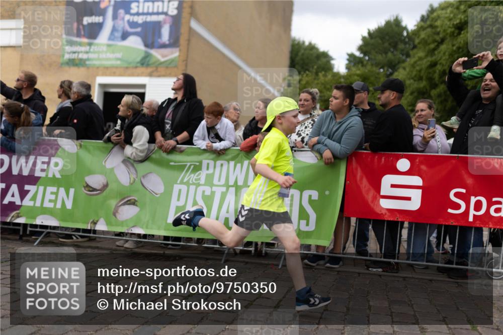 12.06.2026 - Holstenköstenlauf Michael Strokosch http://msf.ph/oto/9750350 12.06.2026 16:07:06 Laufen 25, 26 meine-sportfotos.de
