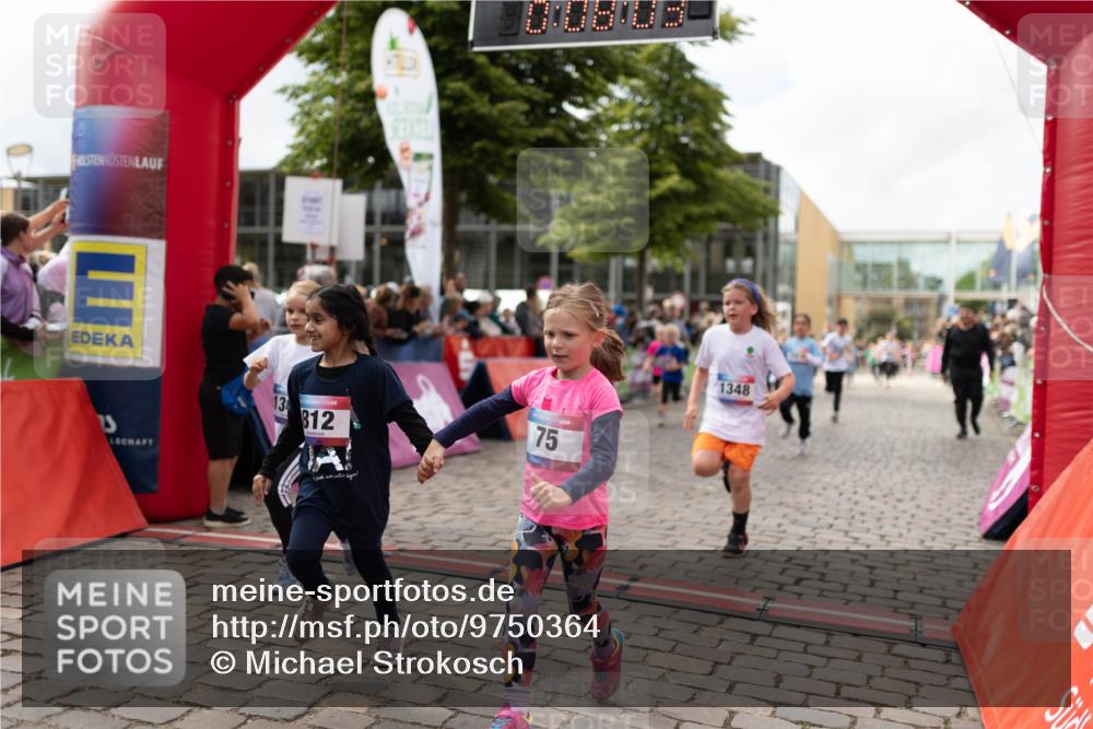 12.06.2026 - Holstenköstenlauf Michael Strokosch http://msf.ph/oto/9750364 12.06.2026 16:08:22 Laufen 73, 13, 812, 75, 1348 meine-sportfotos.de