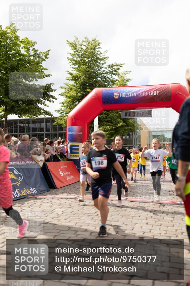 12.06.2026 - Holstenköstenlauf Michael Strokosch http://msf.ph/oto/9750377 12.06.2026 16:08:49 Laufen 1224, 232, 198, 888, 80, 27, 1243, 15 meine-sportfotos.de