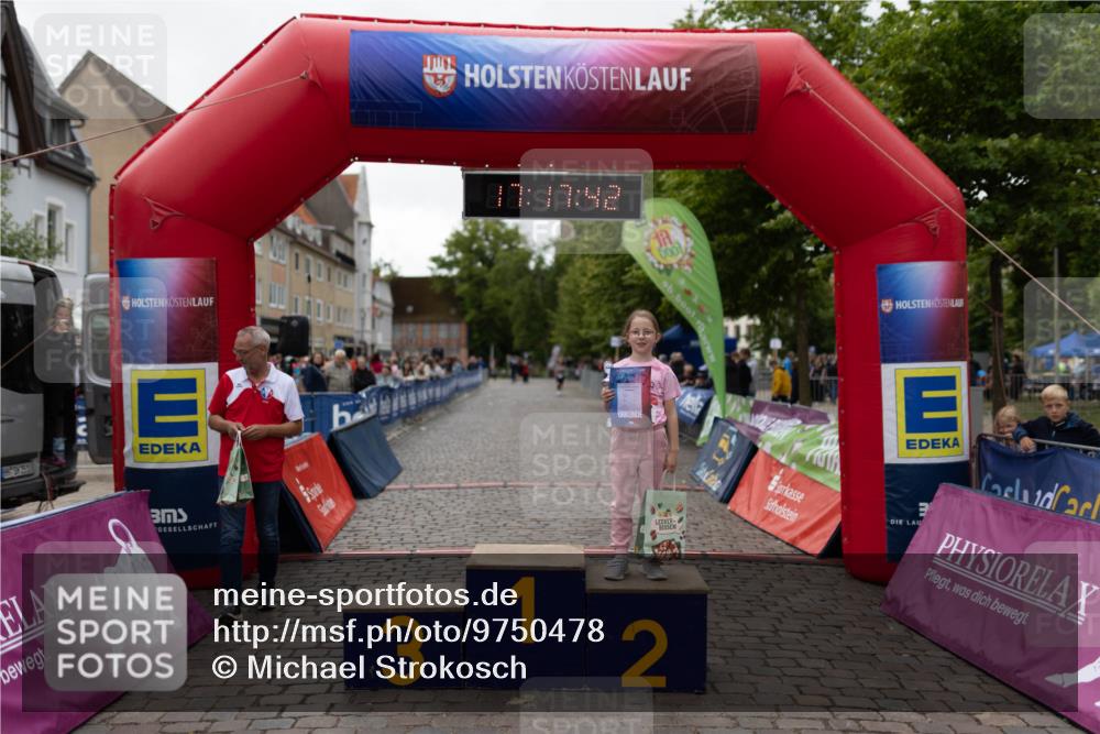 12.06.2026 - Holstenköstenlauf Michael Strokosch http://msf.ph/oto/9750478 12.06.2026 17:17:58 Laufen 17, 37, 42, 600, 3, 1, 2 meine-sportfotos.de