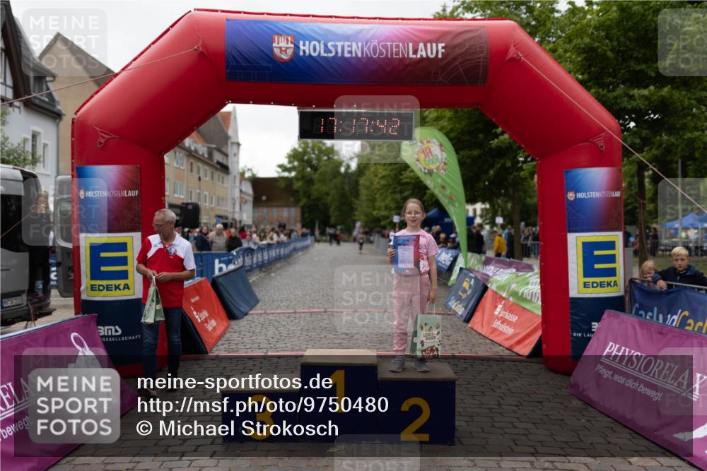 12.06.2026 - Holstenköstenlauf Michael Strokosch http://msf.ph/oto/9750480 12.06.2026 17:17:58 Laufen 17, 37, 42, 600, 3, 1, 2 meine-sportfotos.de