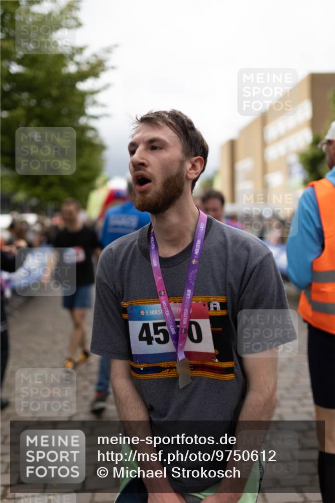12.06.2026 - Holstenköstenlauf Michael Strokosch http://msf.ph/oto/9750612 12.06.2026 17:54:34 Laufen 36, 45, 0, 6 meine-sportfotos.de