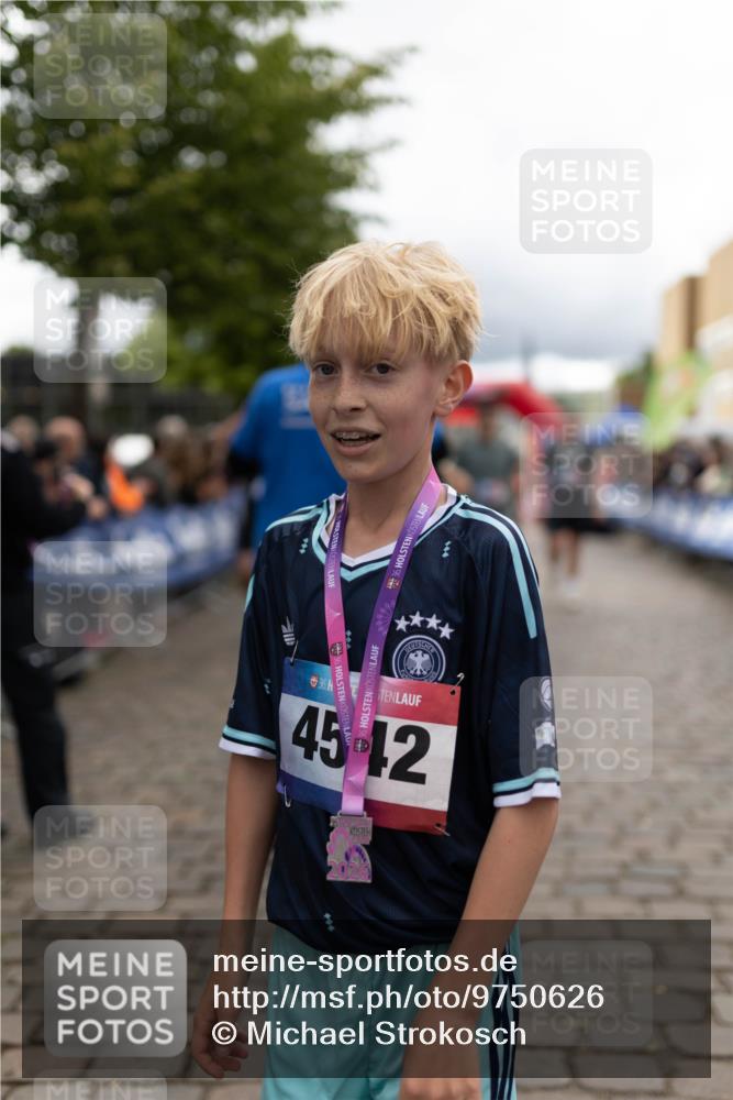12.06.2026 - Holstenköstenlauf Michael Strokosch http://msf.ph/oto/9750626 12.06.2026 17:54:45 Laufen 45, 12, 36, 36, 36, 36 meine-sportfotos.de