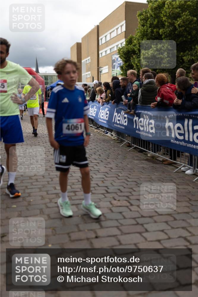 12.06.2026 - Holstenköstenlauf Michael Strokosch http://msf.ph/oto/9750637 12.06.2026 17:54:58 Laufen 5, 4061 meine-sportfotos.de