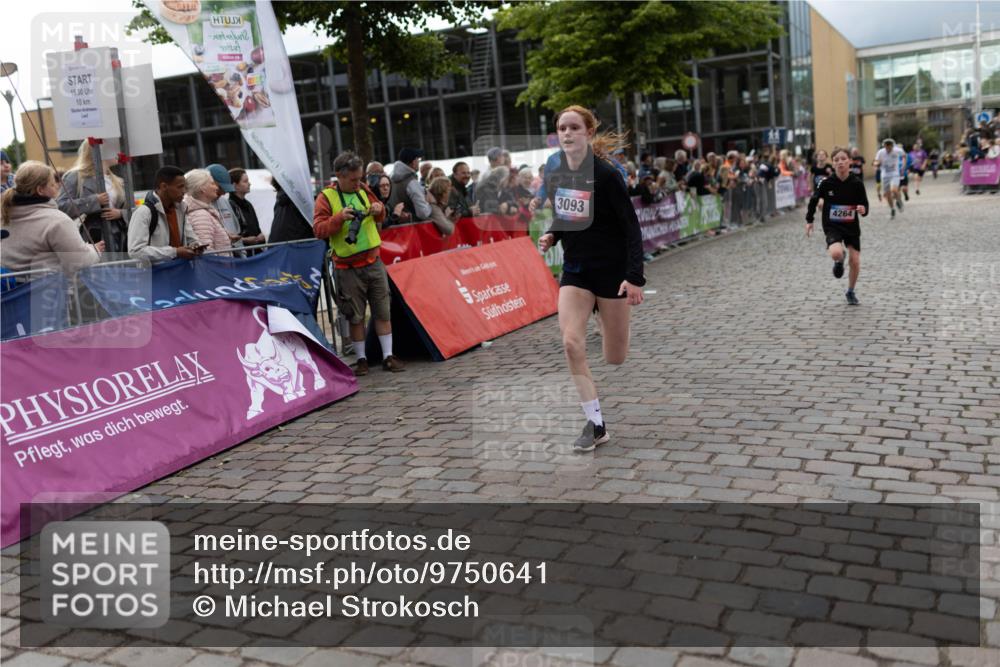 12.06.2026 - Holstenköstenlauf Michael Strokosch http://msf.ph/oto/9750641 12.06.2026 17:55:27 Laufen 19, 00, 10, 3093, 4264 meine-sportfotos.de