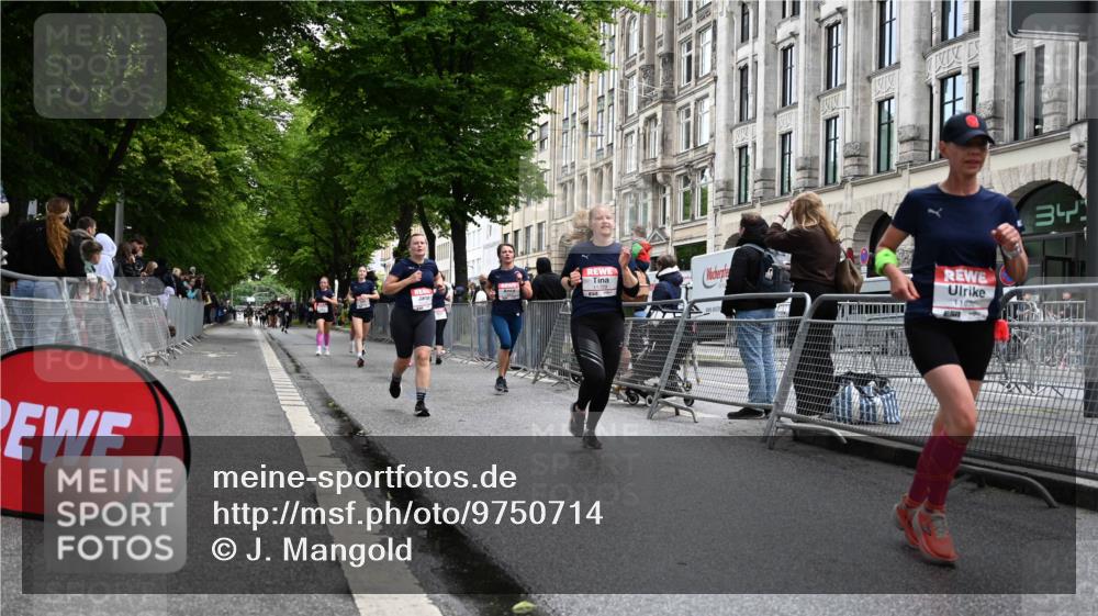 14.06.2026 - REWE Women's Run J. Mangold http://msf.ph/oto/9750714 14.06.2026 10:02:01 Ziel 10622, 10733, 10772, 10904, 10945, 10946, 11032, 11191, 11329 meine-sportfotos.de