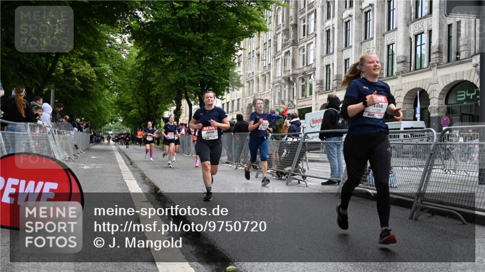 14.06.2026 - REWE Women's Run J. Mangold http://msf.ph/oto/9750720 14.06.2026 10:02:02 Ziel 10622, 10733, 10772, 10904, 10945, 10946, 11032, 11191, 11329 meine-sportfotos.de