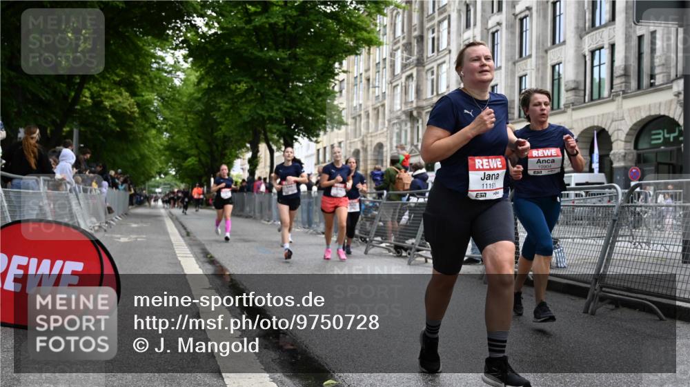 14.06.2026 - REWE Women's Run J. Mangold http://msf.ph/oto/9750728 14.06.2026 10:02:03 Ziel 10622, 10733, 10772, 10904, 10945, 10946, 11032, 11191, 11329 meine-sportfotos.de