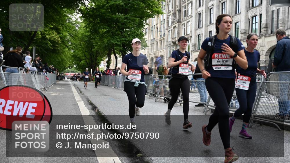 14.06.2026 - REWE Women's Run J. Mangold http://msf.ph/oto/9750790 14.06.2026 10:02:28 Ziel 10181, 10639, 10932, 11110, 11201, 11448, 11469 meine-sportfotos.de