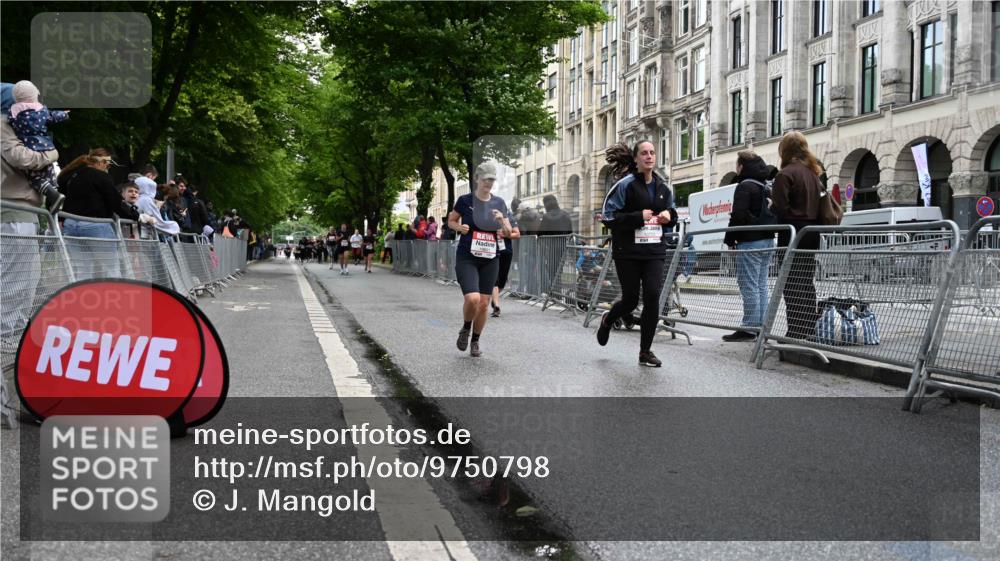 14.06.2026 - REWE Women's Run J. Mangold http://msf.ph/oto/9750798 14.06.2026 10:02:35 Ziel 10170, 10631, 10753 meine-sportfotos.de