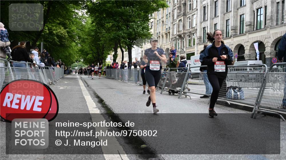 14.06.2026 - REWE Women's Run J. Mangold http://msf.ph/oto/9750802 14.06.2026 10:02:36 Ziel 10170, 10631, 10753 meine-sportfotos.de