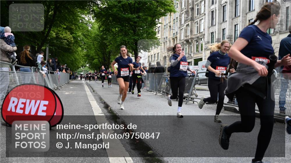14.06.2026 - REWE Women's Run J. Mangold http://msf.ph/oto/9750847 14.06.2026 10:02:57 Ziel 10026, 10028, 10029, 10421, 10510, 10527, 10652, 10670, 10785, 11208 meine-sportfotos.de