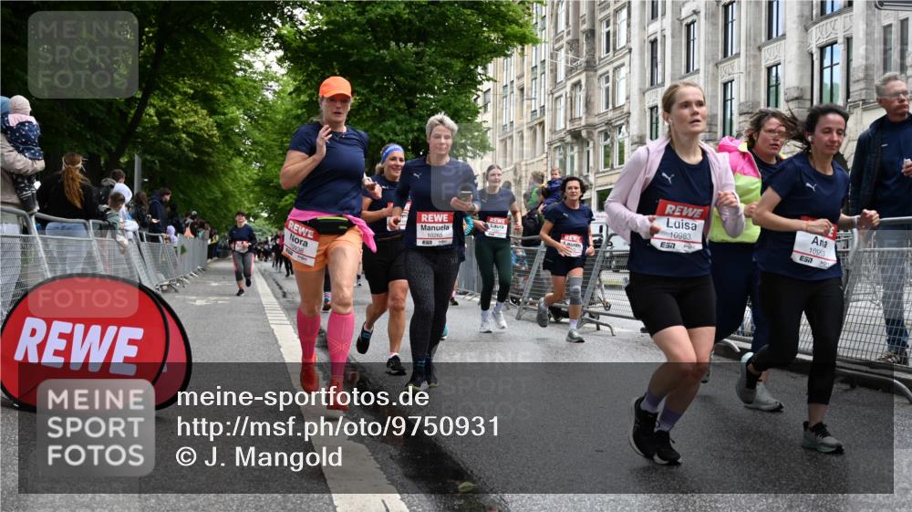 14.06.2026 - REWE Women's Run J. Mangold http://msf.ph/oto/9750931 14.06.2026 10:03:19 Ziel 10268, 10375, 10483, 10528, 10529, 10724, 10750, 10898, 10931, 10938, 10953, 10983, 11115, 11158, 11243, 11288, 11310, 11377, 11397, 11531 meine-sportfotos.de