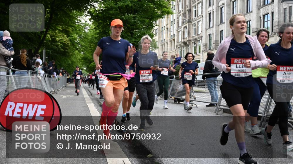 14.06.2026 - REWE Women's Run J. Mangold http://msf.ph/oto/9750932 14.06.2026 10:03:19 Ziel 10268, 10375, 10483, 10528, 10529, 10724, 10750, 10898, 10931, 10938, 10953, 10983, 11115, 11158, 11243, 11288, 11310, 11377, 11397, 11531 meine-sportfotos.de