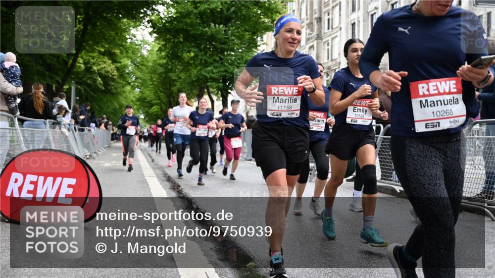 14.06.2026 - REWE Women's Run J. Mangold http://msf.ph/oto/9750939 14.06.2026 10:03:21 Ziel 10268, 10375, 10483, 10528, 10529, 10683, 10724, 10750, 10898, 10931, 10938, 10953, 10983, 11115, 11158, 11243, 11288, 11310, 11377, 11397, 11531 meine-sportfotos.de