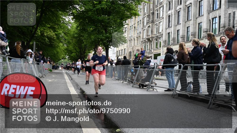 14.06.2026 - REWE Women's Run J. Mangold http://msf.ph/oto/9750990 14.06.2026 10:03:31 Ziel 10011, 10017, 10441, 10551, 10798, 10996, 11006, 11254, 11402, 11442 meine-sportfotos.de