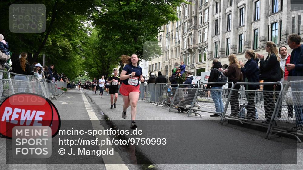 14.06.2026 - REWE Women's Run J. Mangold http://msf.ph/oto/9750993 14.06.2026 10:03:31 Ziel 10011, 10017, 10441, 10551, 10798, 10996, 11006, 11254, 11402, 11442 meine-sportfotos.de