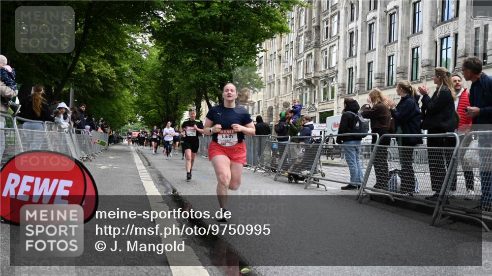 14.06.2026 - REWE Women's Run J. Mangold http://msf.ph/oto/9750995 14.06.2026 10:03:31 Ziel 10011, 10017, 10441, 10551, 10798, 10996, 11006, 11254, 11402, 11442 meine-sportfotos.de