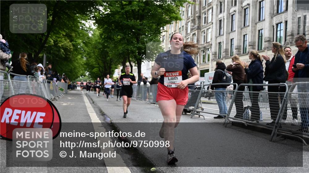 14.06.2026 - REWE Women's Run J. Mangold http://msf.ph/oto/9750998 14.06.2026 10:03:32 Ziel 10011, 10013, 10017, 10441, 10551, 10798, 10996, 11006, 11254, 11402, 11442 meine-sportfotos.de