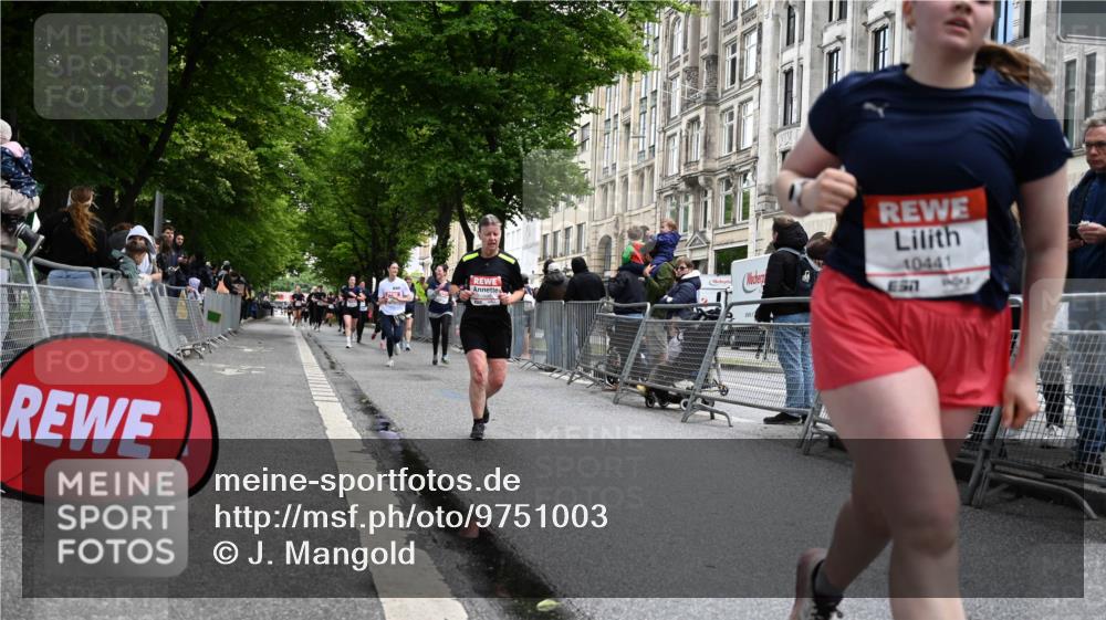 14.06.2026 - REWE Women's Run J. Mangold http://msf.ph/oto/9751003 14.06.2026 10:03:33 Ziel 10011, 10013, 10017, 10441, 10551, 10798, 10996, 11006, 11402, 11442 meine-sportfotos.de