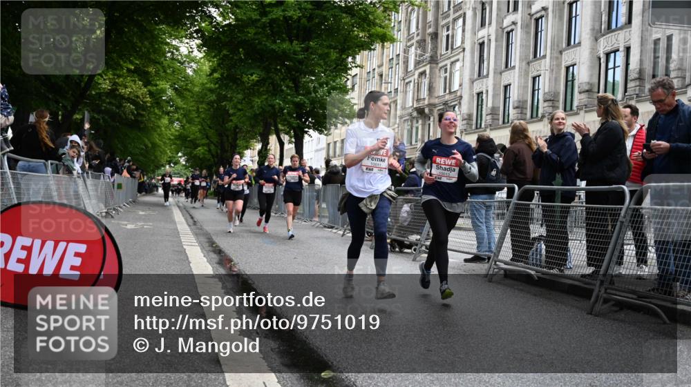 14.06.2026 - REWE Women's Run J. Mangold http://msf.ph/oto/9751019 14.06.2026 10:03:37 Ziel 10011, 10013, 10368, 10603, 10996, 11080 meine-sportfotos.de