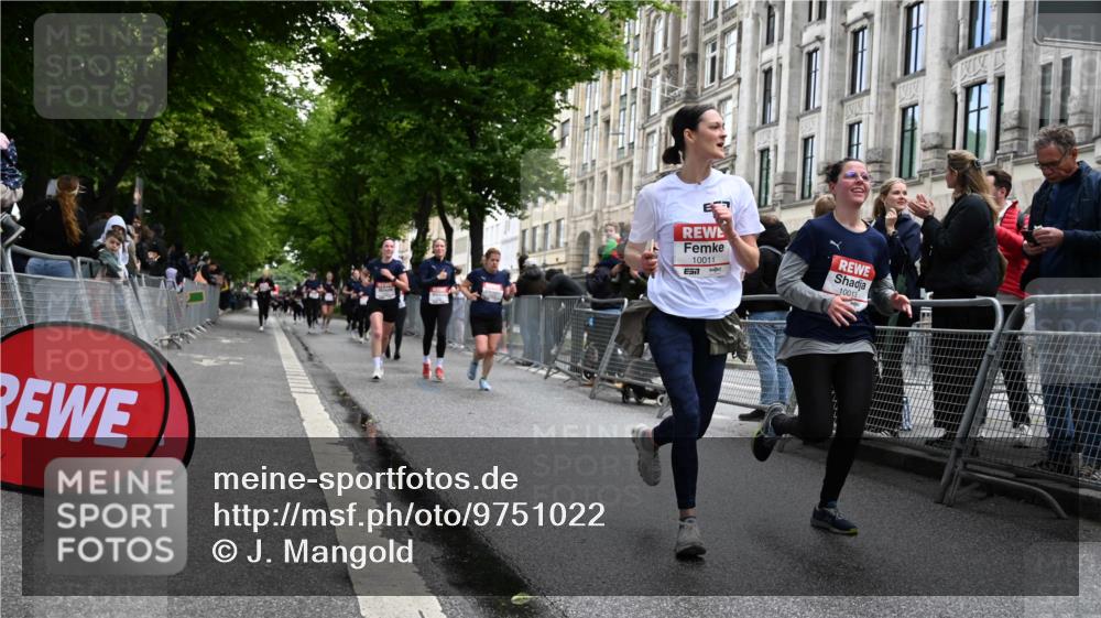 14.06.2026 - REWE Women's Run J. Mangold http://msf.ph/oto/9751022 14.06.2026 10:03:37 Ziel 10011, 10013, 10368, 10603, 10996, 11080 meine-sportfotos.de