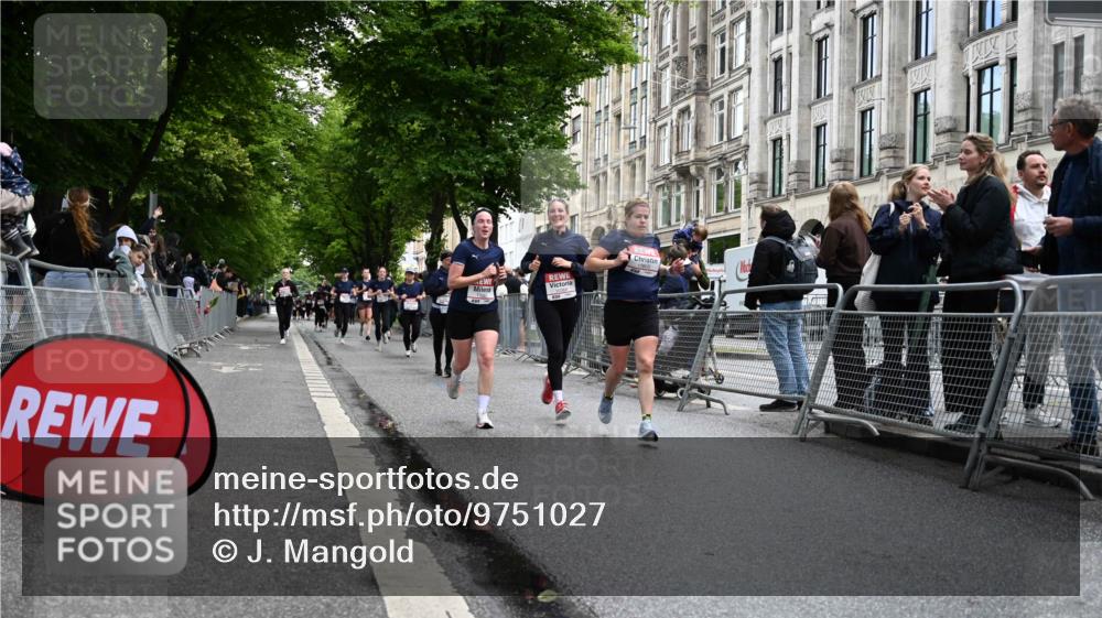 14.06.2026 - REWE Women's Run J. Mangold http://msf.ph/oto/9751027 14.06.2026 10:03:39 Ziel 10011, 10013, 10368, 10415, 10603, 10900, 10996, 11080 meine-sportfotos.de