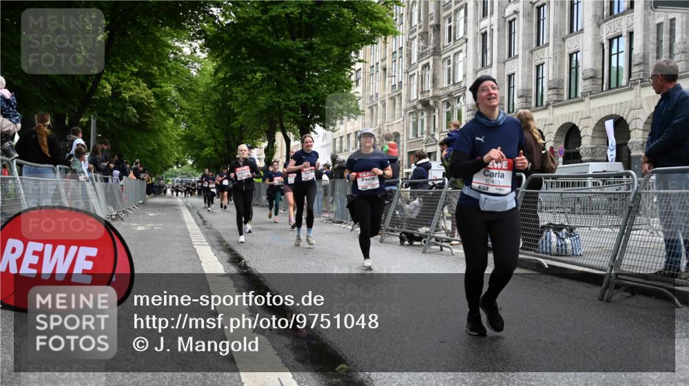 14.06.2026 - REWE Women's Run J. Mangold http://msf.ph/oto/9751048 14.06.2026 10:03:44 Ziel 10227, 10276, 10301, 10368, 10415, 10448, 10476, 10603, 10900, 11080, 11333 meine-sportfotos.de