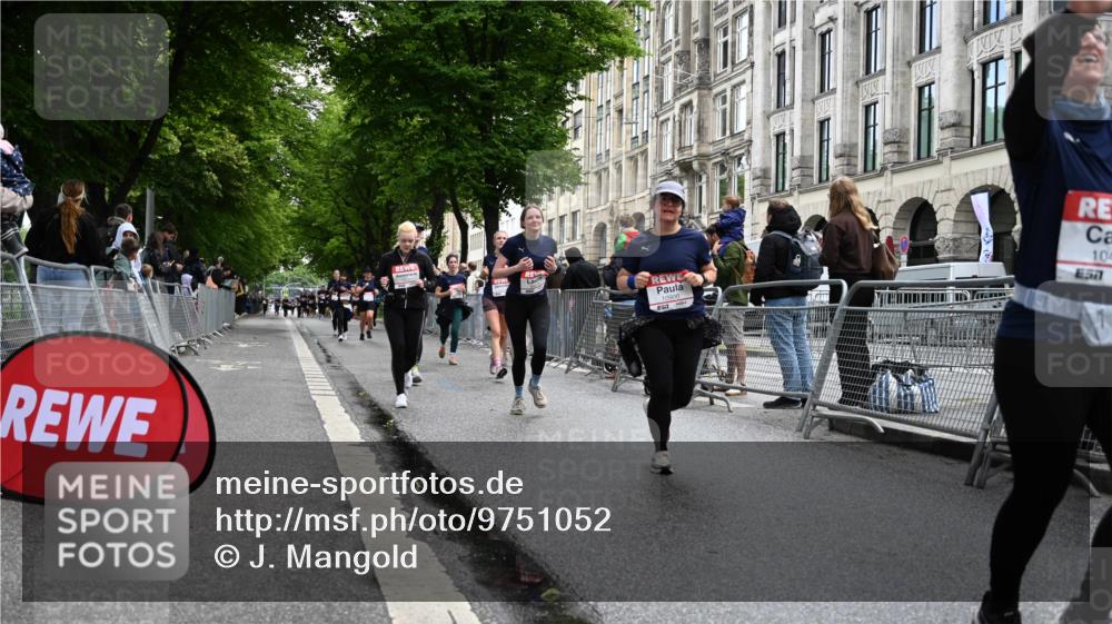 14.06.2026 - REWE Women's Run J. Mangold http://msf.ph/oto/9751052 14.06.2026 10:03:44 Ziel 10227, 10276, 10301, 10368, 10415, 10448, 10476, 10603, 10900, 11080, 11333 meine-sportfotos.de