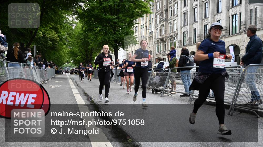 14.06.2026 - REWE Women's Run J. Mangold http://msf.ph/oto/9751058 14.06.2026 10:03:45 Ziel 10227, 10276, 10301, 10368, 10415, 10448, 10476, 10603, 10900, 11080, 11333 meine-sportfotos.de