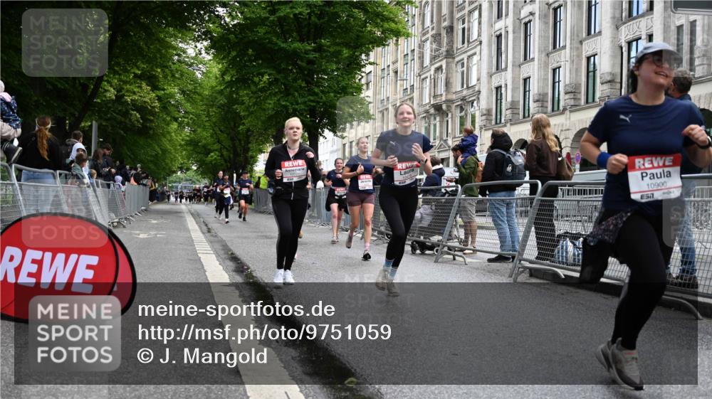 14.06.2026 - REWE Women's Run J. Mangold http://msf.ph/oto/9751059 14.06.2026 10:03:45 Ziel 10227, 10276, 10301, 10368, 10415, 10448, 10476, 10603, 10900, 11080, 11333 meine-sportfotos.de