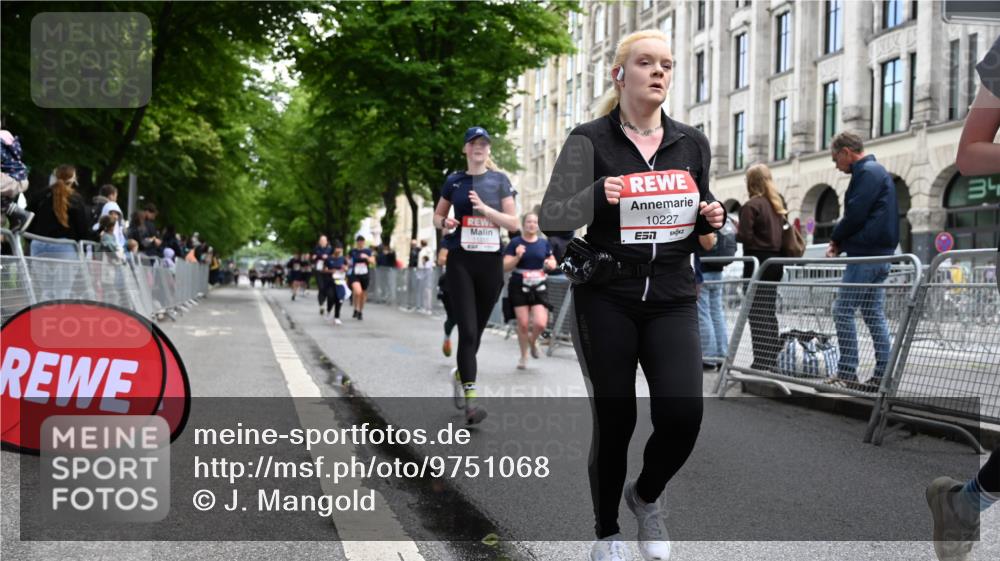 14.06.2026 - REWE Women's Run J. Mangold http://msf.ph/oto/9751068 14.06.2026 10:03:47 Ziel 10227, 10276, 10301, 10335, 10415, 10448, 10476, 10900, 11333 meine-sportfotos.de