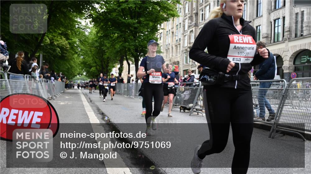 14.06.2026 - REWE Women's Run J. Mangold http://msf.ph/oto/9751069 14.06.2026 10:03:47 Ziel 10227, 10276, 10301, 10335, 10415, 10448, 10476, 10900, 11333 meine-sportfotos.de