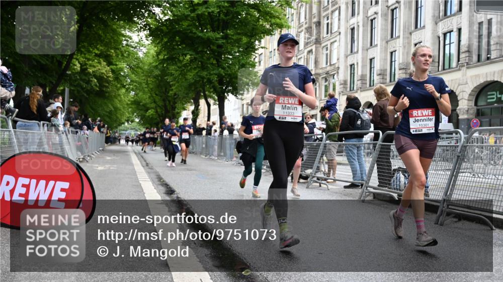 14.06.2026 - REWE Women's Run J. Mangold http://msf.ph/oto/9751073 14.06.2026 10:03:48 Ziel 10227, 10276, 10301, 10335, 10415, 10448, 10476, 10554, 10900, 11333 meine-sportfotos.de