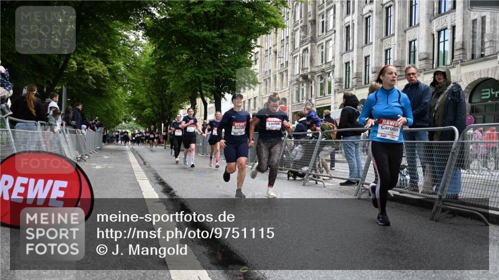 14.06.2026 - REWE Women's Run J. Mangold http://msf.ph/oto/9751115 14.06.2026 10:03:57 Ziel 10335, 10544, 10554, 10974, 11037, 11108, 11279, 11338, 11534 meine-sportfotos.de