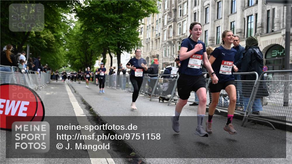 14.06.2026 - REWE Women's Run J. Mangold http://msf.ph/oto/9751158 14.06.2026 10:04:00 Ziel 10544, 10660, 10974, 11037, 11279, 11338, 11534 meine-sportfotos.de