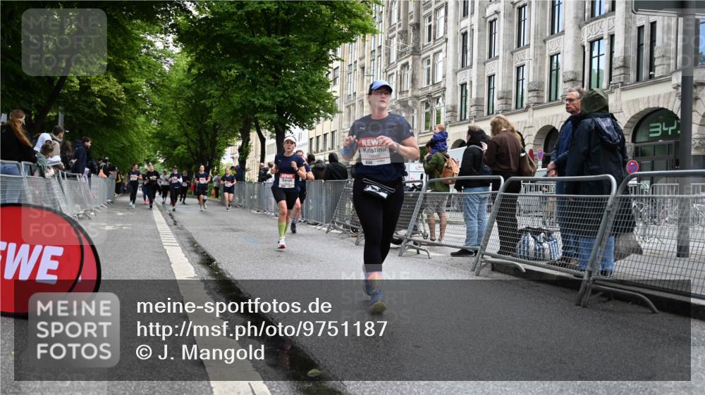 14.06.2026 - REWE Women's Run J. Mangold http://msf.ph/oto/9751187 14.06.2026 10:04:05 Ziel 10544, 10656, 10660, 11144 meine-sportfotos.de