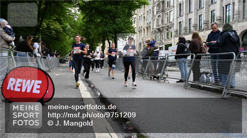 14.06.2026 - REWE Women's Run J. Mangold http://msf.ph/oto/9751209 14.06.2026 10:04:11 Ziel 10486, 10656, 10771, 10779, 10787, 10788, 11002, 11118, 11144, 11187, 11473 meine-sportfotos.de