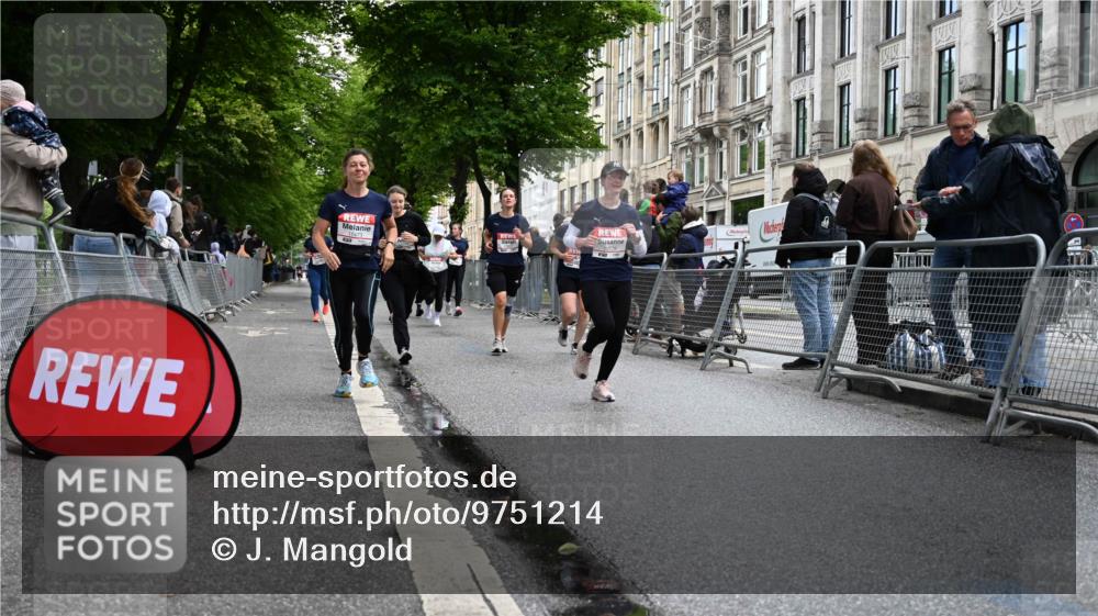 14.06.2026 - REWE Women's Run J. Mangold http://msf.ph/oto/9751214 14.06.2026 10:04:11 Ziel 10486, 10656, 10771, 10779, 10787, 10788, 11002, 11118, 11144, 11187, 11473 meine-sportfotos.de