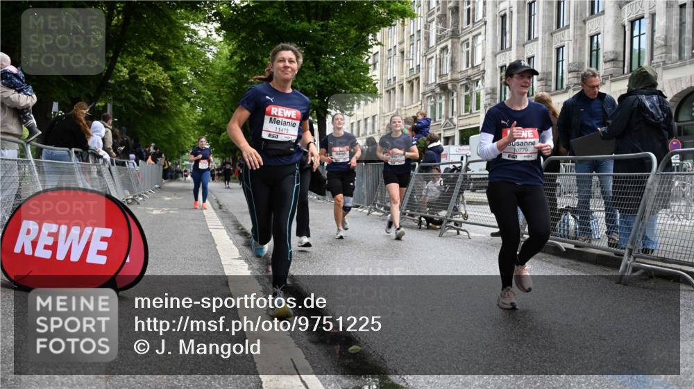 14.06.2026 - REWE Women's Run J. Mangold http://msf.ph/oto/9751225 14.06.2026 10:04:12 Ziel 10486, 10771, 10779, 10787, 10788, 11002, 11068, 11118, 11144, 11187, 11473 meine-sportfotos.de