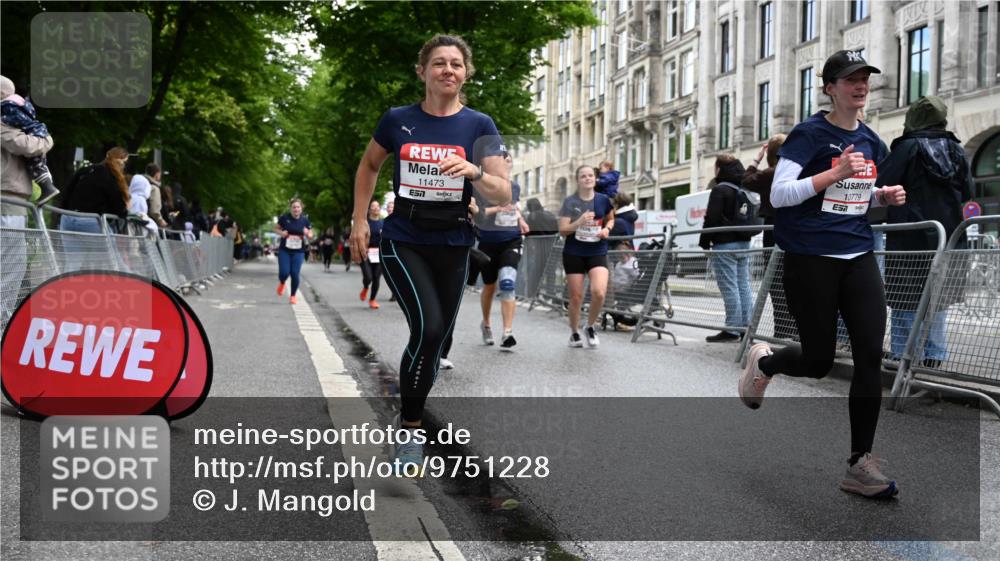 14.06.2026 - REWE Women's Run J. Mangold http://msf.ph/oto/9751228 14.06.2026 10:04:12 Ziel 10486, 10771, 10779, 10787, 10788, 11002, 11068, 11118, 11144, 11187, 11473 meine-sportfotos.de
