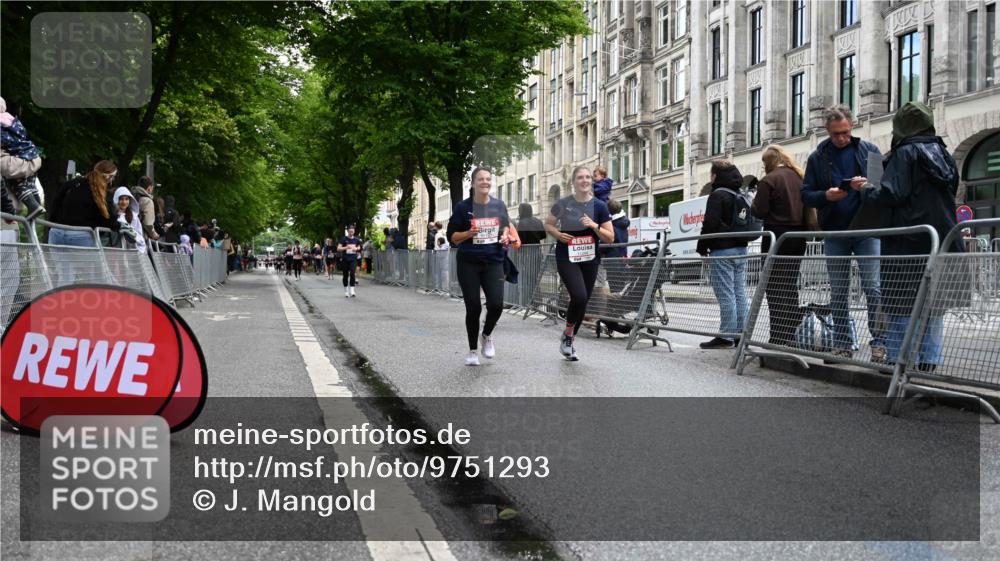 14.06.2026 - REWE Women's Run J. Mangold http://msf.ph/oto/9751293 14.06.2026 10:04:25 Ziel 10593, 11122, 11294 meine-sportfotos.de