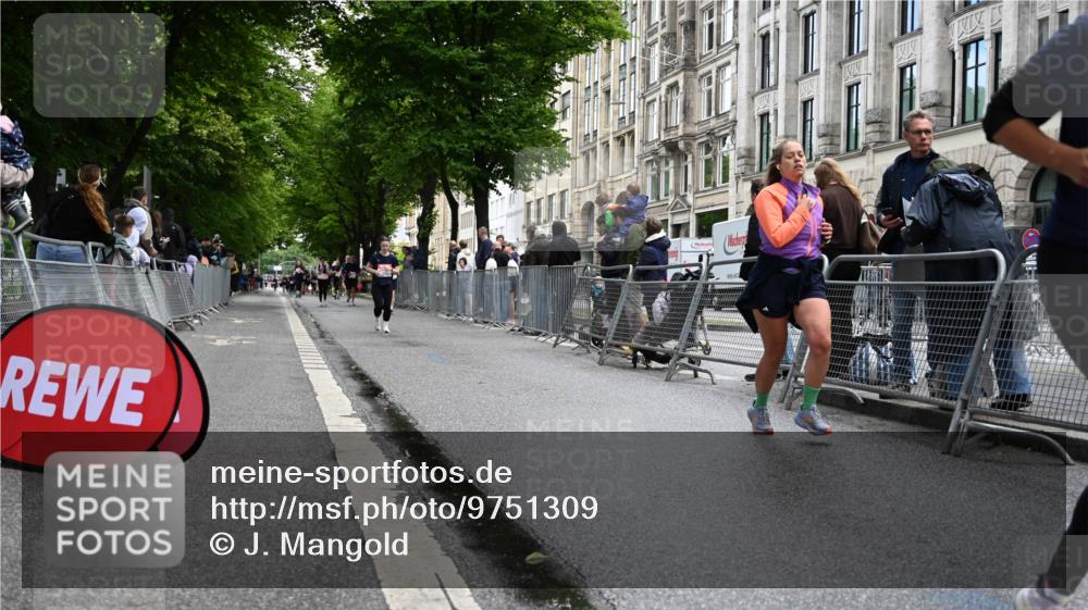 14.06.2026 - REWE Women's Run J. Mangold http://msf.ph/oto/9751309 14.06.2026 10:04:27 Ziel 10593, 11122, 11294 meine-sportfotos.de