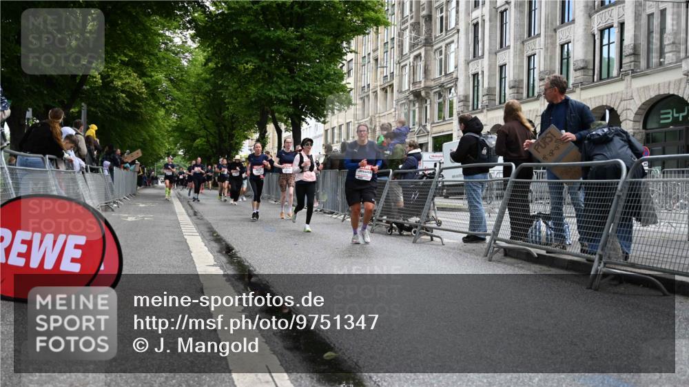 14.06.2026 - REWE Women's Run J. Mangold http://msf.ph/oto/9751347 14.06.2026 10:04:38 Ziel 10191, 10326, 10329, 10610, 11081, 11290 meine-sportfotos.de