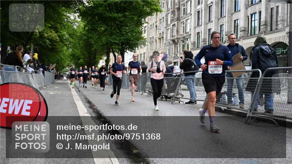 14.06.2026 - REWE Women's Run J. Mangold http://msf.ph/oto/9751368 14.06.2026 10:04:40 Ziel 10127, 10191, 10329, 10610, 11081, 11290 meine-sportfotos.de