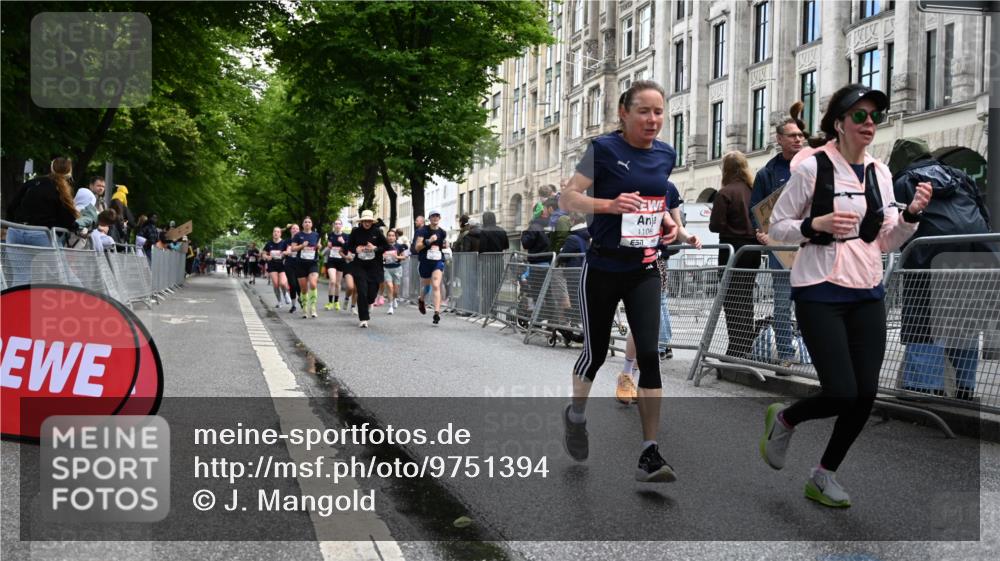 14.06.2026 - REWE Women's Run J. Mangold http://msf.ph/oto/9751394 14.06.2026 10:04:42 Ziel 10127, 10191, 10329, 10610, 10822, 11081, 11290, 11323, 11482, 11524 meine-sportfotos.de