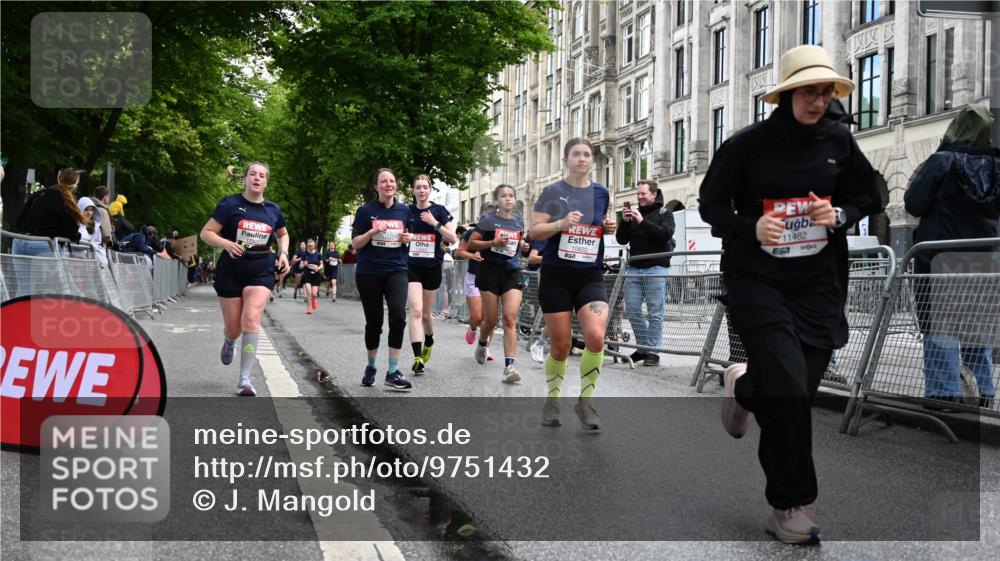 14.06.2026 - REWE Women's Run J. Mangold http://msf.ph/oto/9751432 14.06.2026 10:04:47 Ziel 10127, 10191, 10329, 10719, 10822, 11027, 11043, 11091, 11323, 11482, 11524 meine-sportfotos.de